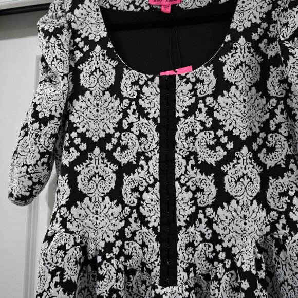 Betsy Johnson Size XL Black Floral Corset Puffed Sleeve Mini Dress NWT - Picture 3 of 9